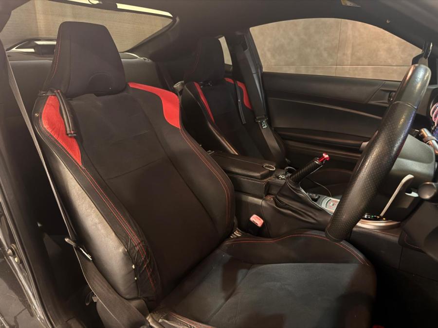 86 GT - Image 8